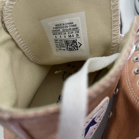 Converse rose gold and gold sneakers - Picture 3 of 5